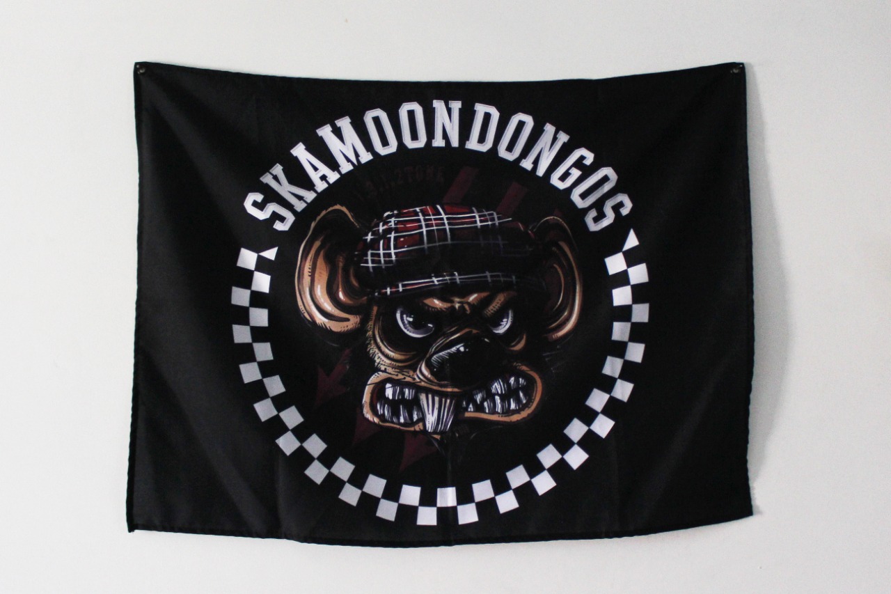 Bandeira  Skamoondongos  100 x 75
